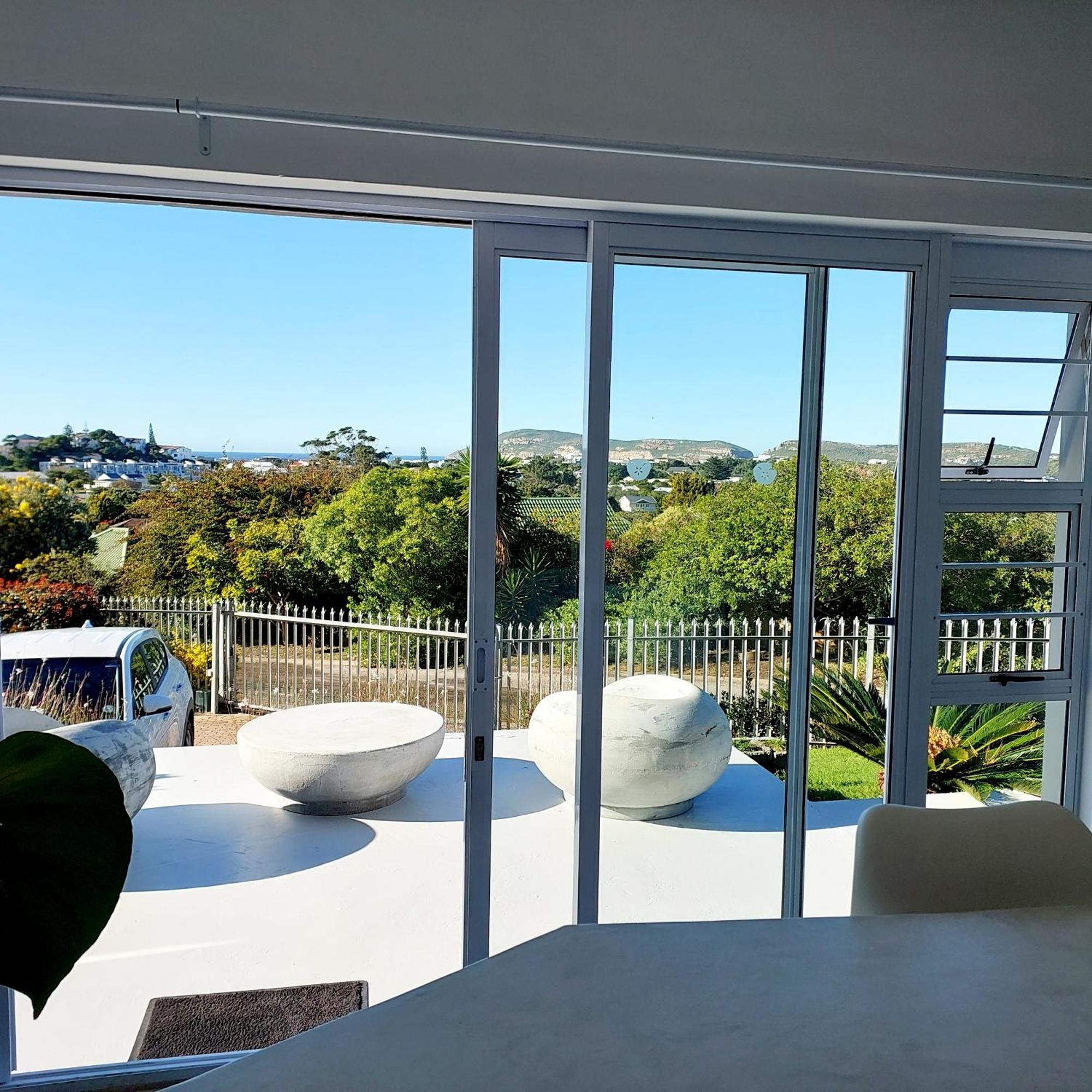 Number 3 Apartment Plettenberg Bay Bagian luar foto